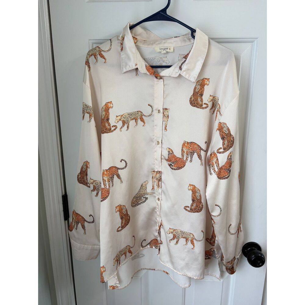 Umgee + Leopard Animal Button Down Artsy Chic Office Business Casual Size XL